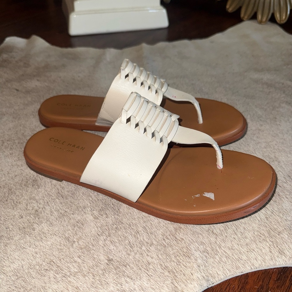 Cole Haan White and Tan Sandals/Flats Size 7.5 - Picture 5 of 9